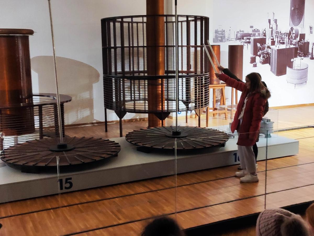 598030499 1487089896540954 1270829790579663654 n