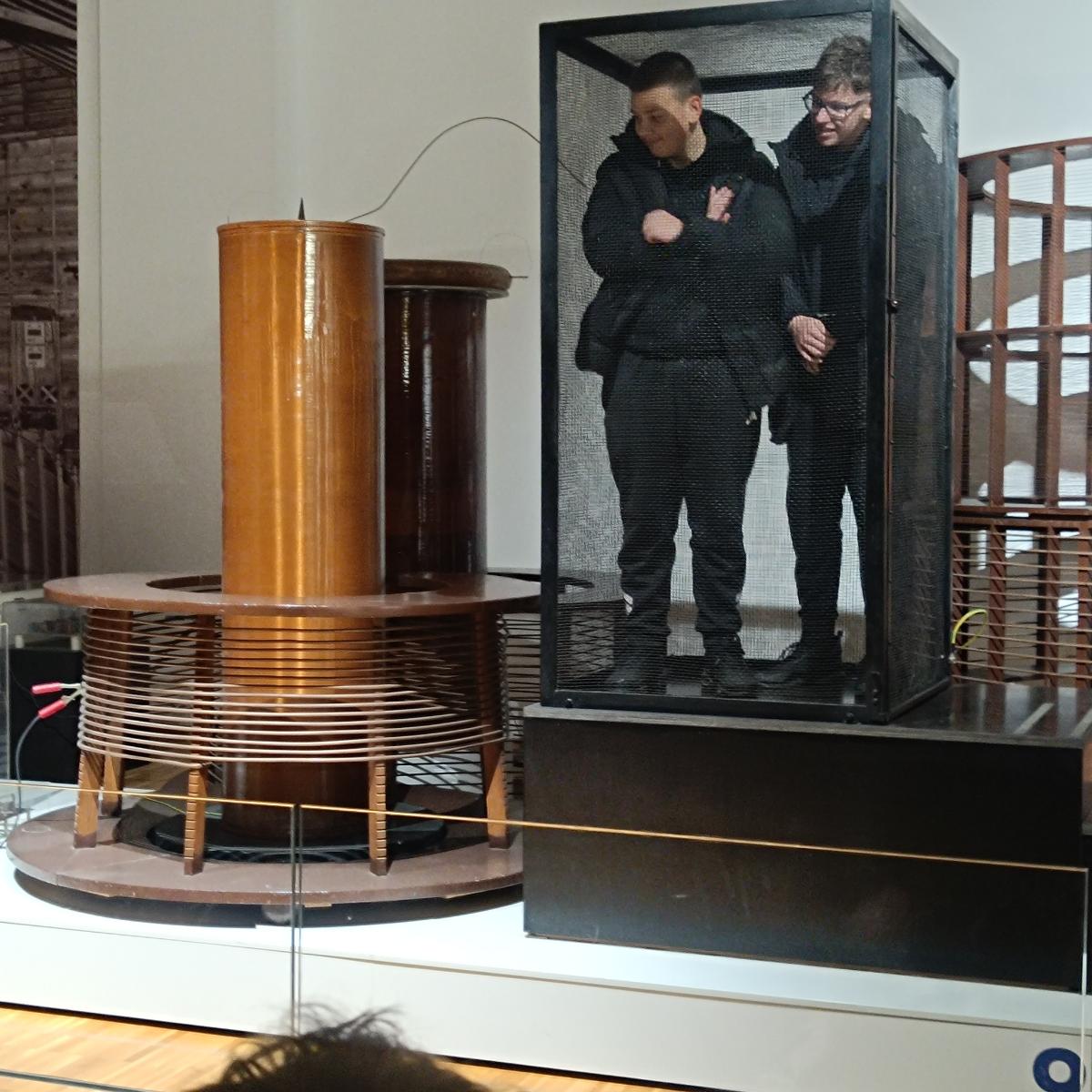 598077130 1487090686540875 1569589437335296957 n