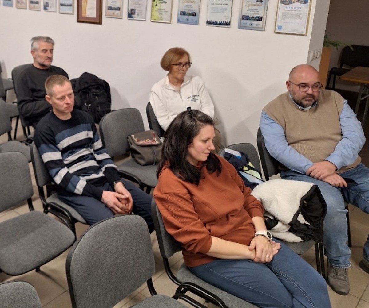 598124066 122192377400502988 1310047992943402177 n