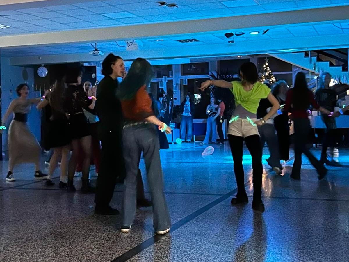 598232183 1444196871046736 5567780330151857182 n