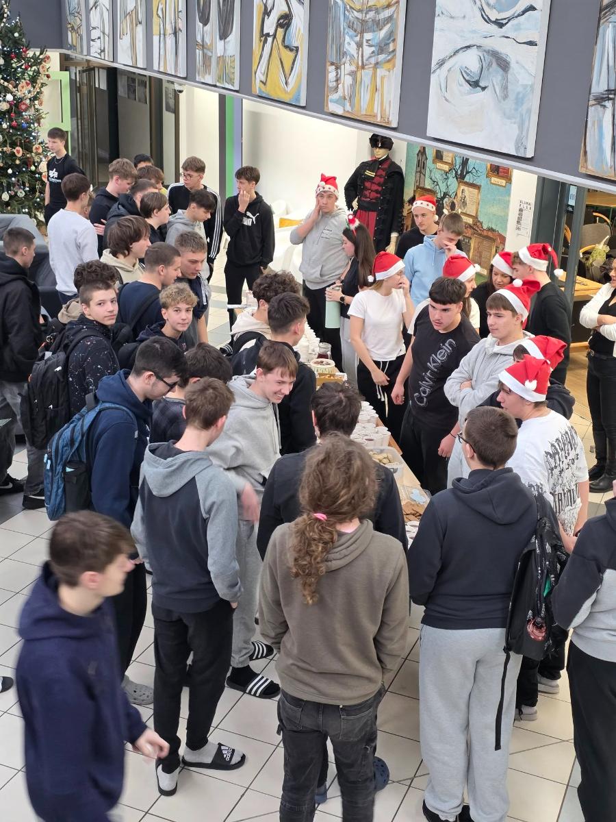 600273068 1493904976083877 1402942609906448127 n