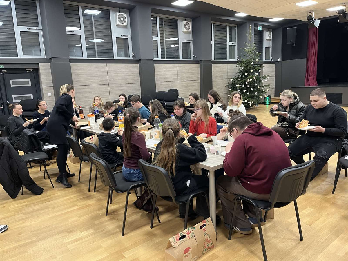 600972099 1242987077980633 7483123072560954689 n result