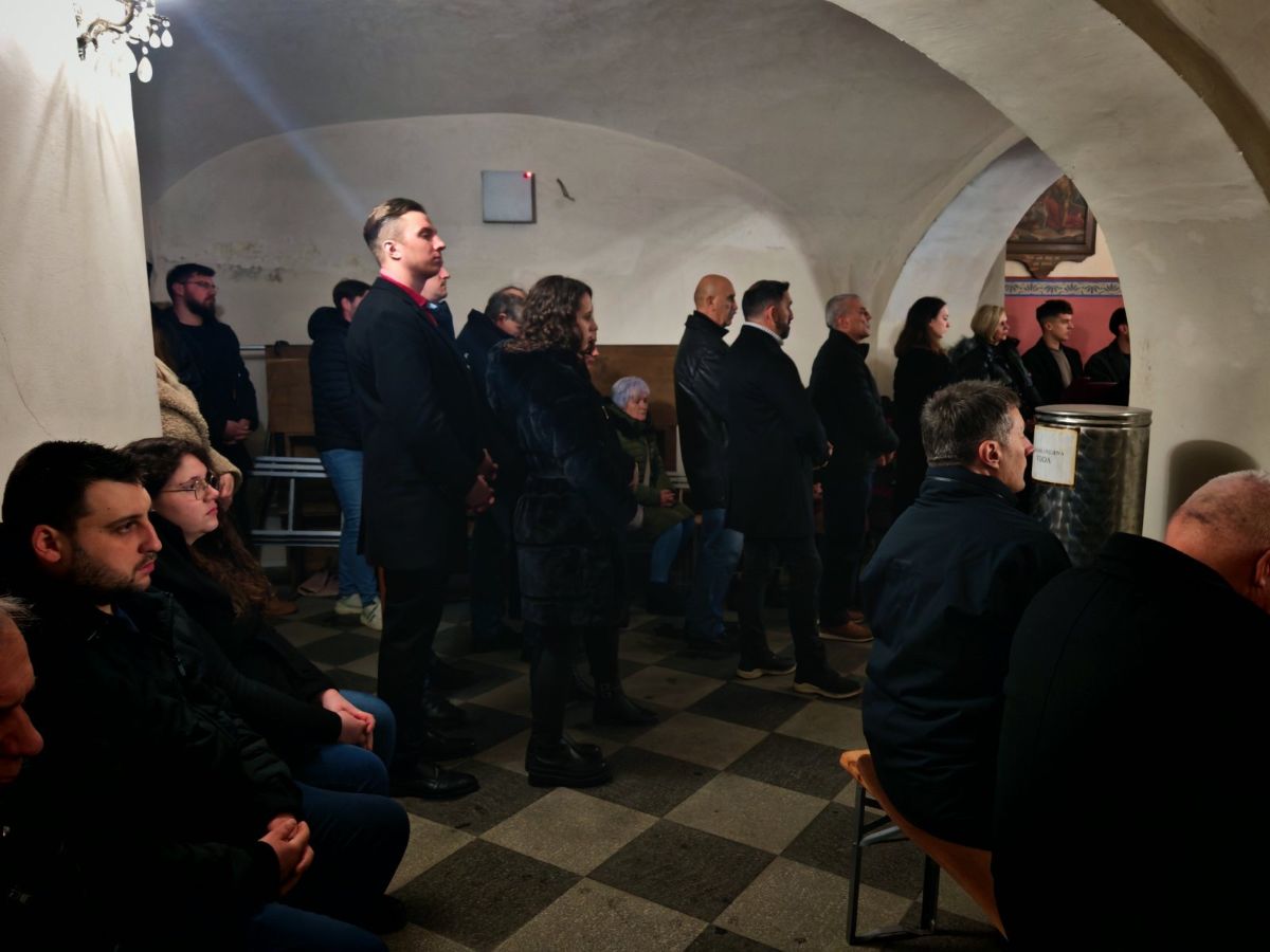 602381765 122194079474502988 2753547692429487035 n