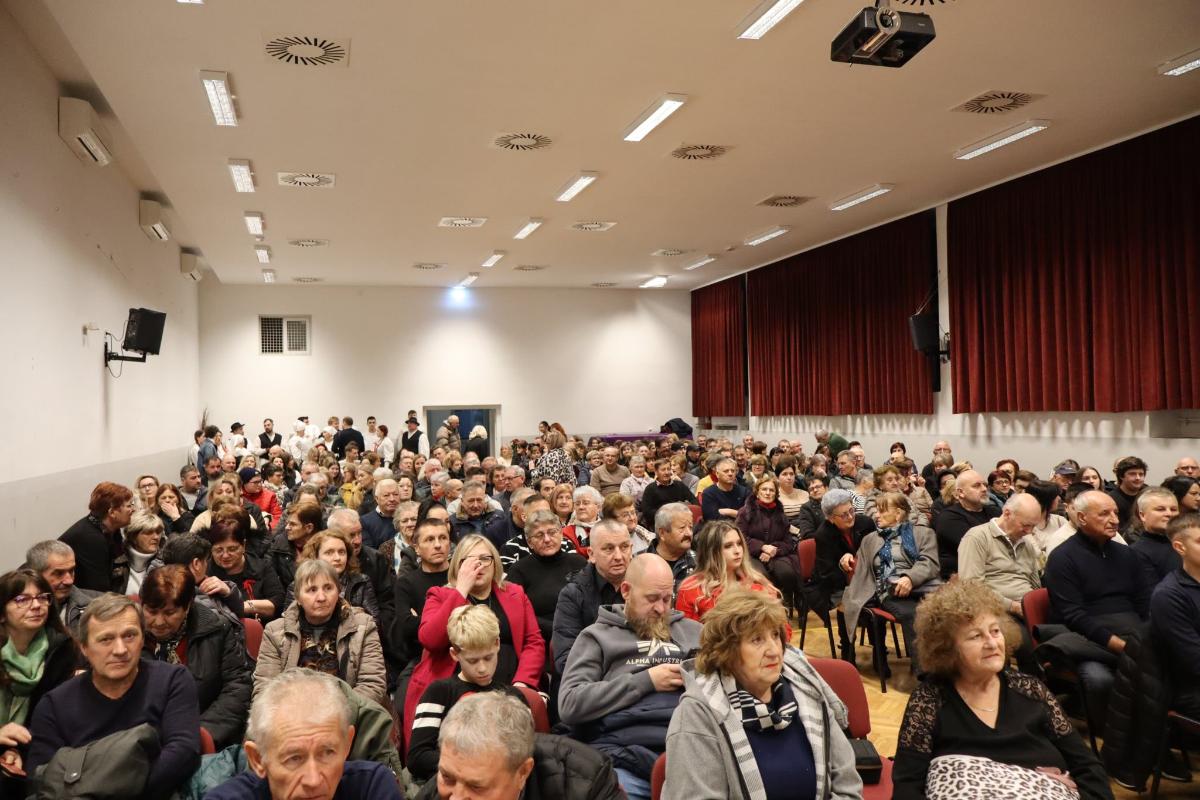 602459416 878102811616712 7379192490404750162 n