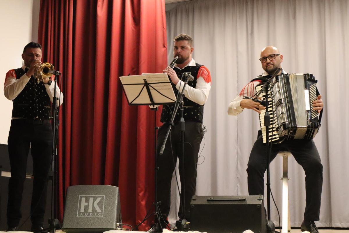 602470498 878102521616741 1602630884378501162 n