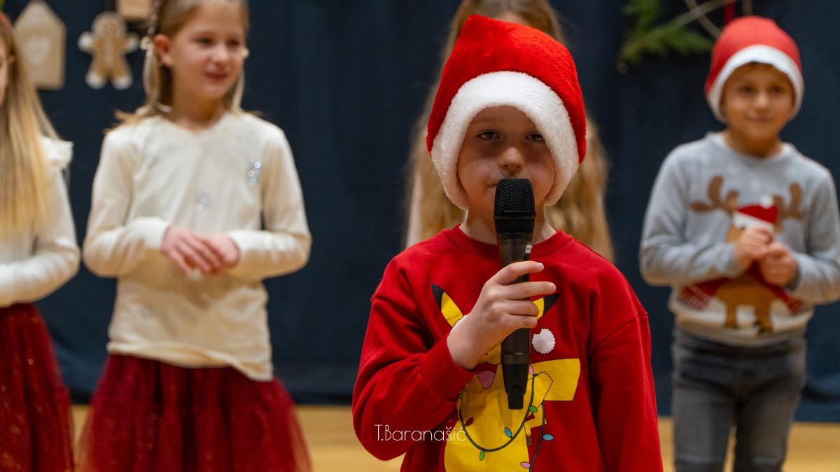 602921512 122158582646861506 2064337680866703388 n