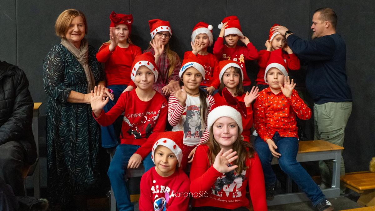 602935371 122158582226861506 5432843478332527104 n