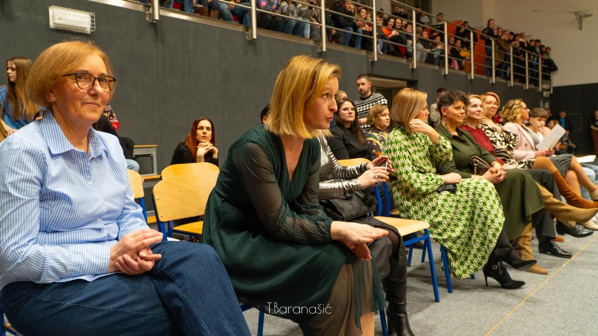 602971046 122158582868861506 2688374992512034496 n