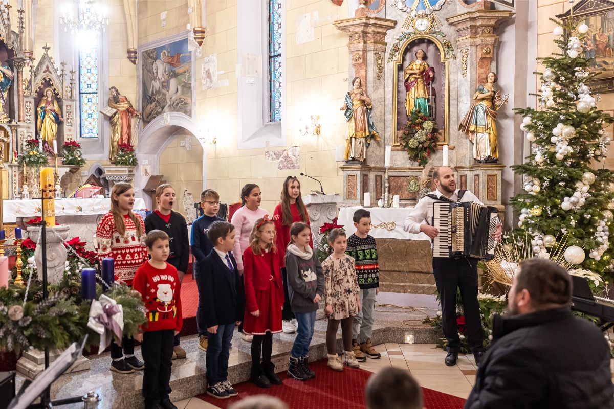 605472404 1315028767330470 1325618975601922202 n