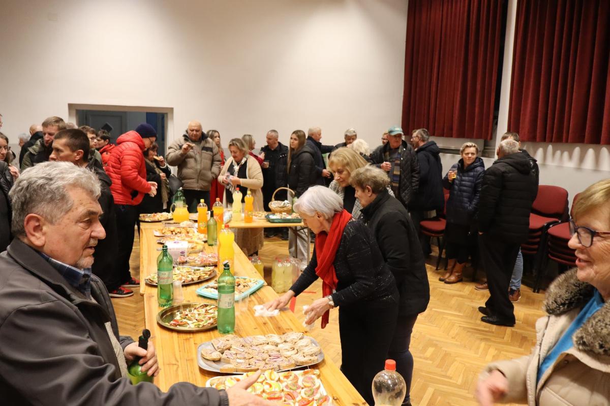 605574906 878102468283413 2360062451967436462 n