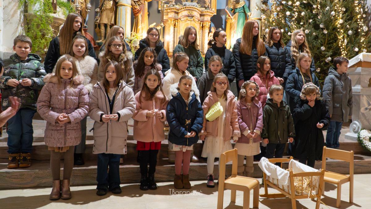 605619252 122159379758861506 4033270173847661235 n