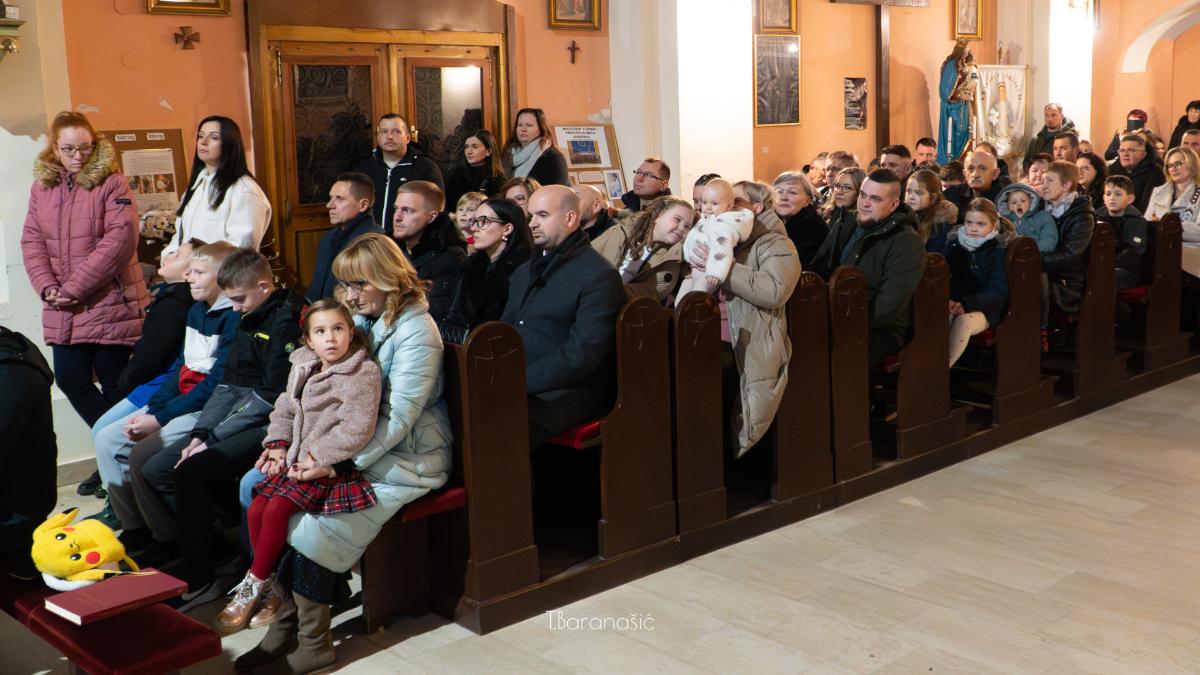 605633834 122159380406861506 141265109763940627 n