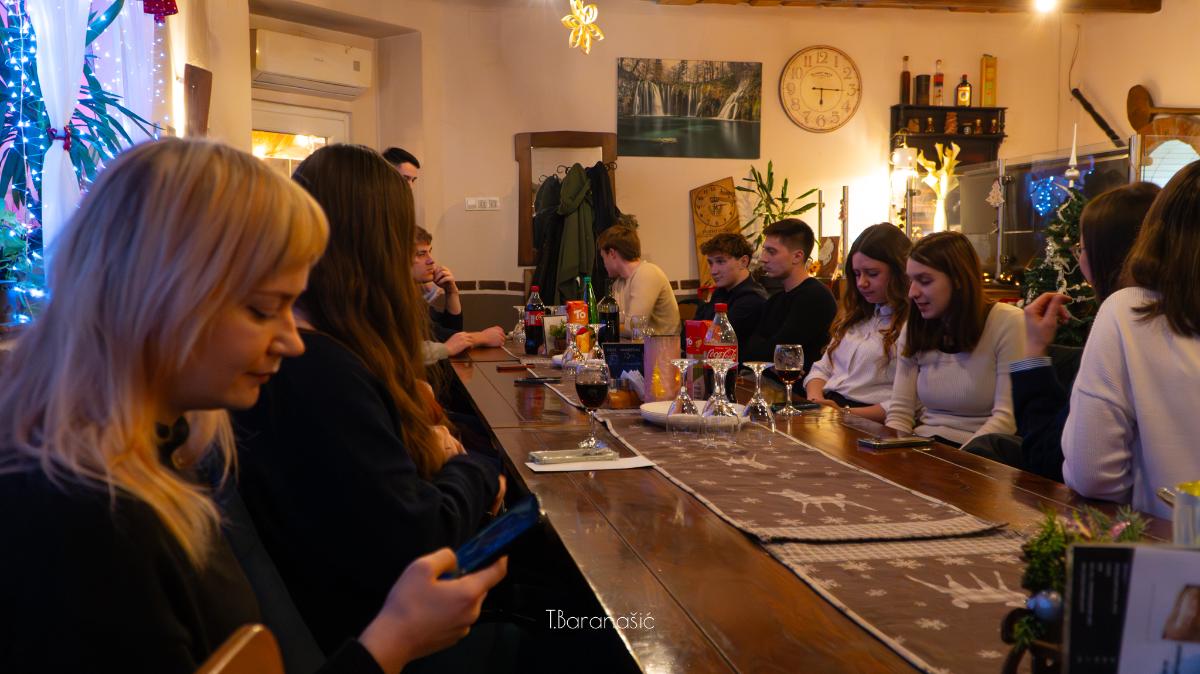 607995763 122160232424861506 7960827497245682629 n