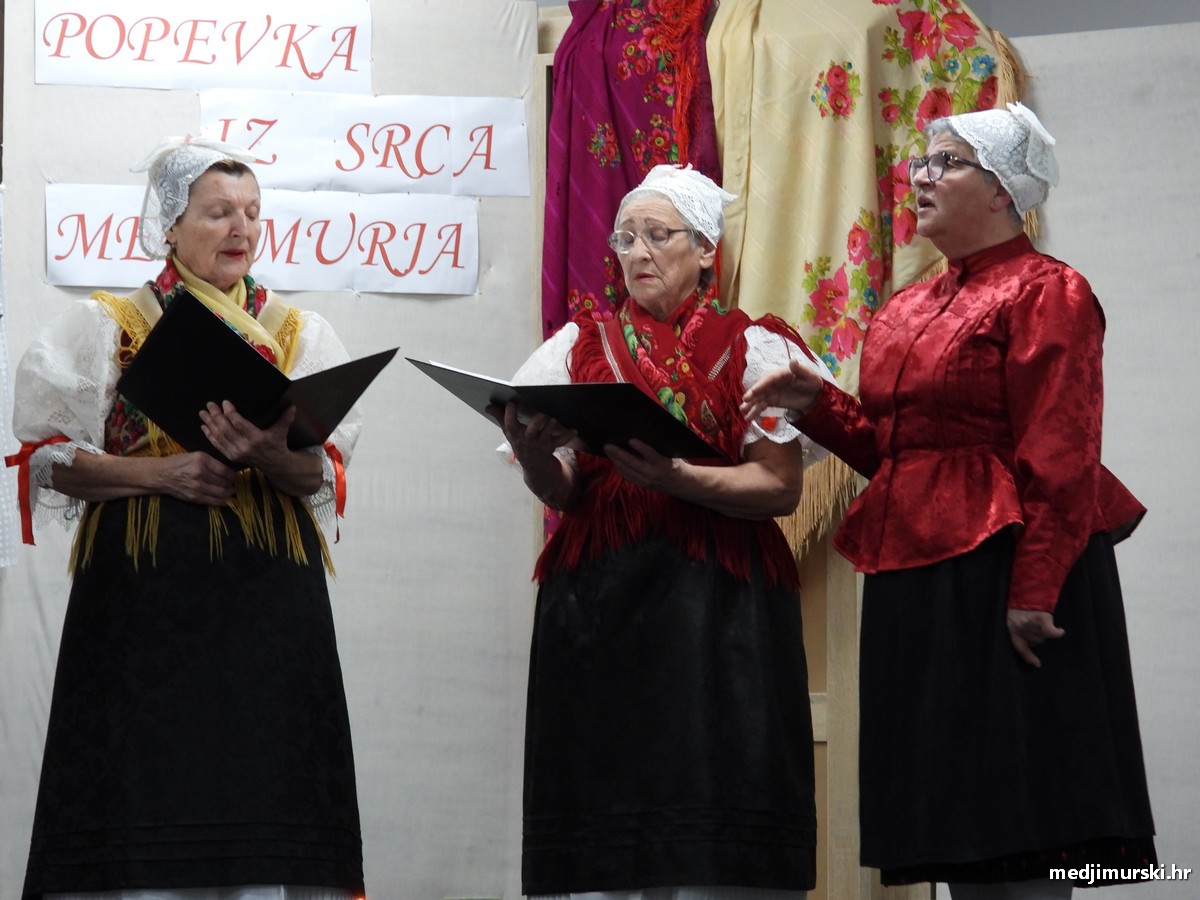 Advent pod zvijezdama Gornji Kraljevec (20)