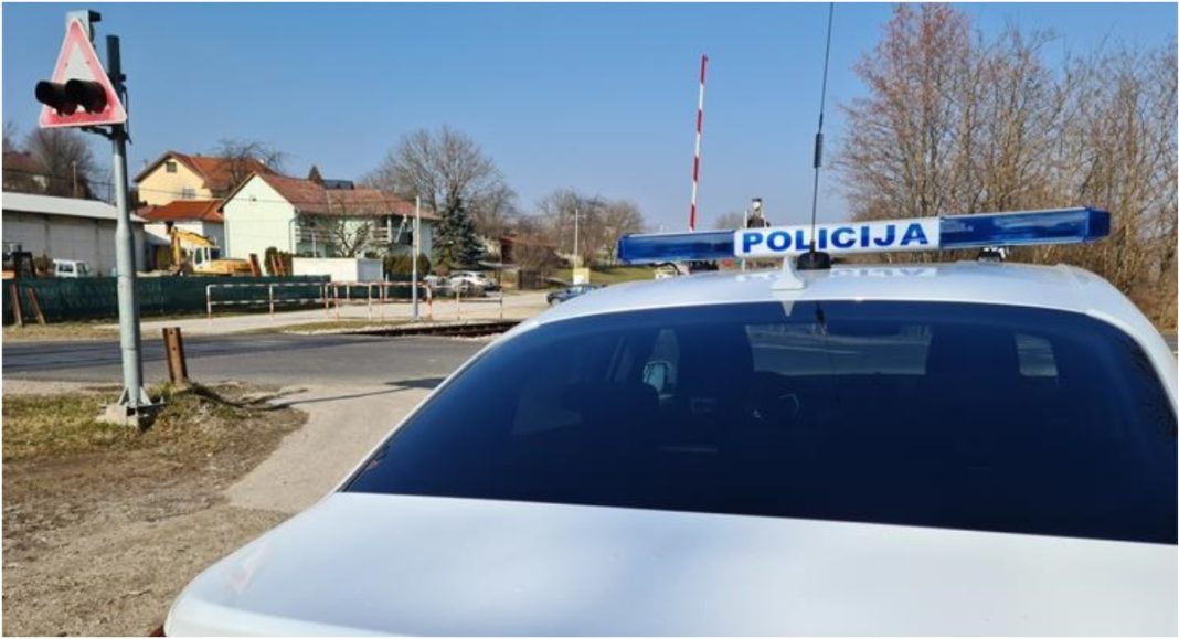 Policija dronovima nadzirala prijelaze preko pruge: Utvrđeno 38 prekršaja u šest sati BeFunky collage 2025 12 04T100226.395