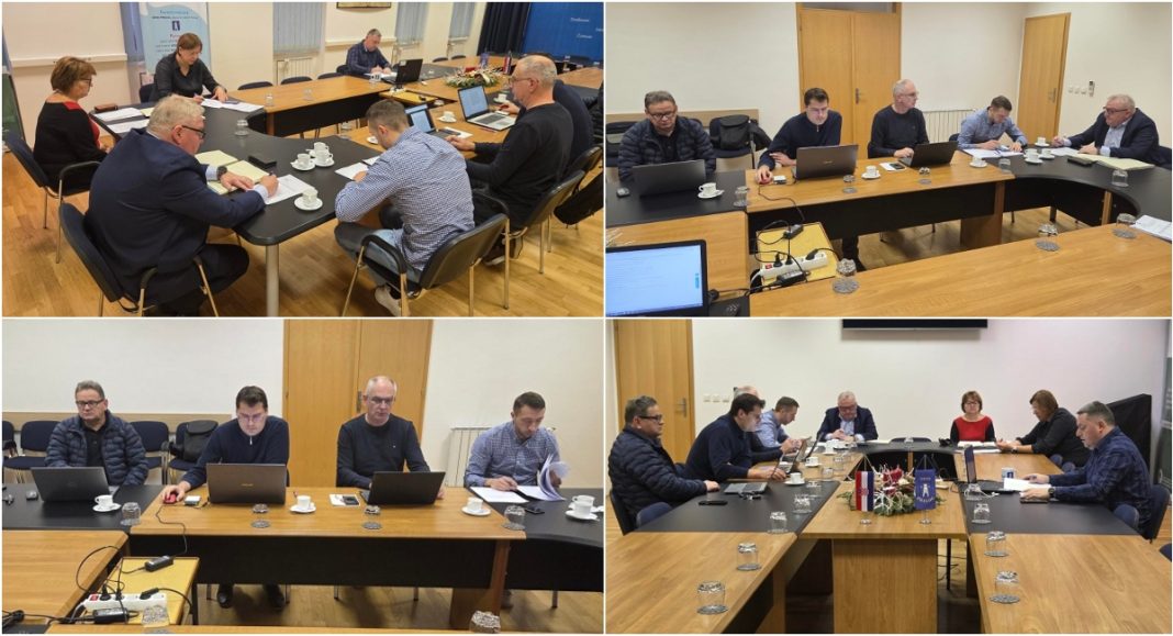 BeFunky collage 2025 12 04T111324.447