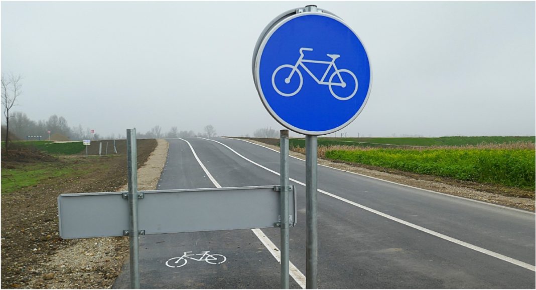 Ponovo je za sav promet otvorena lokalna cesta Pušćine – Gornji Hrašćan, koja je bila zatvorena 3,5 mjeseca! BeFunky collage 2025 12 04T131051.187