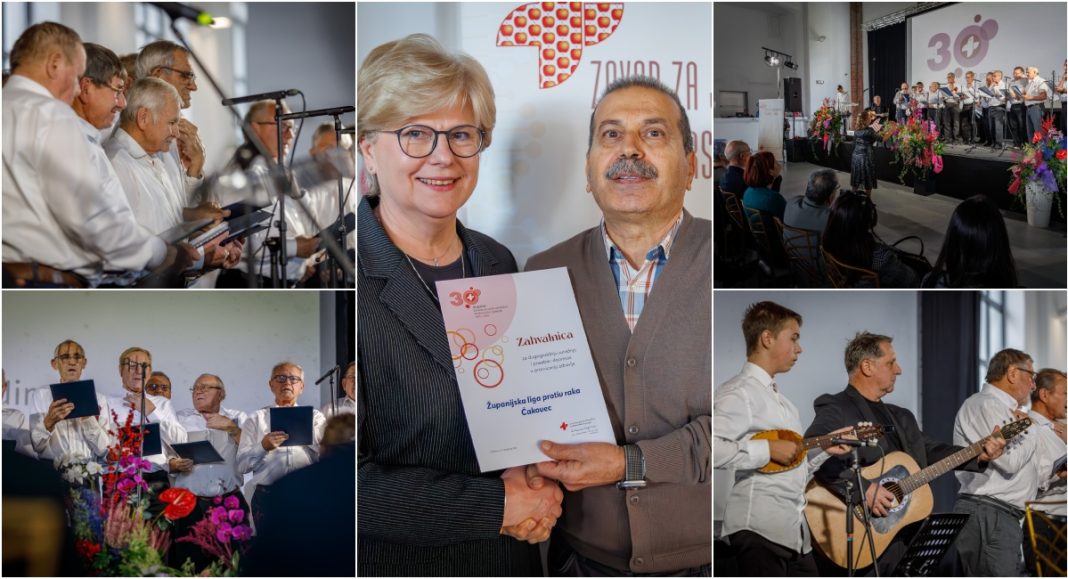 FOTO Muški zbor Kluba laringektomiranih nastupio na 30. obljetnici Zavoda za javno zdravstvo Međimurske županije BeFunky collage 2025 12 09T150725.730