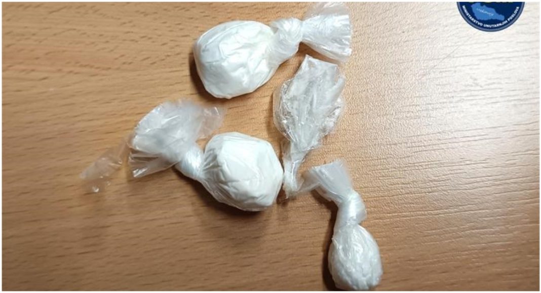 Policija u Čakovcu zaplijenila više od 12 grama amfetamina BeFunky collage 2025 12 18T095348.597