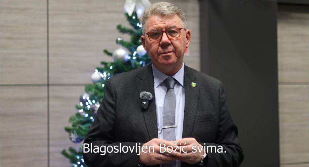 BeFunky collage 2025 12 24T083320.141