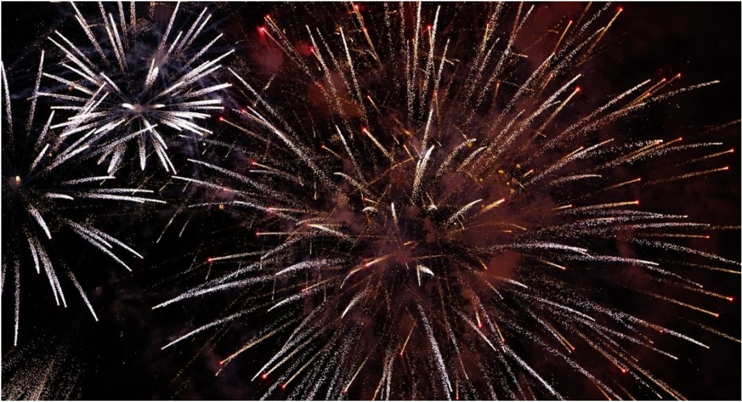 Policija upozorava građane na oprez zbog provala i opasnosti od pirotehnike uoči dočeka Nove godine BeFunky collage 2025 12 31T120333.520