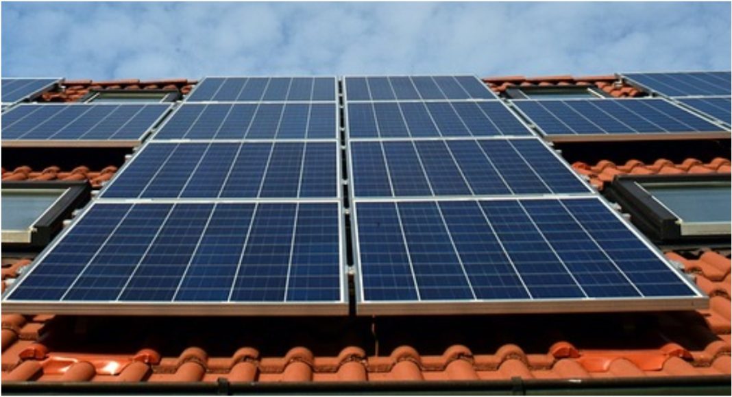 Grad Čakovec potpisao 17 ugovora za sufinanciranje kućnih sunčanih elektrana i nastavlja s potporama u 2026. BeFunky collage 2025 12 31T134539.663