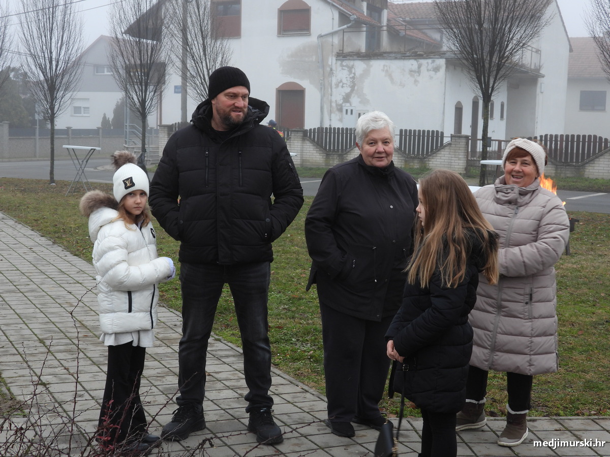 Blagdansko druženje Palovec Djed Mraz (21)