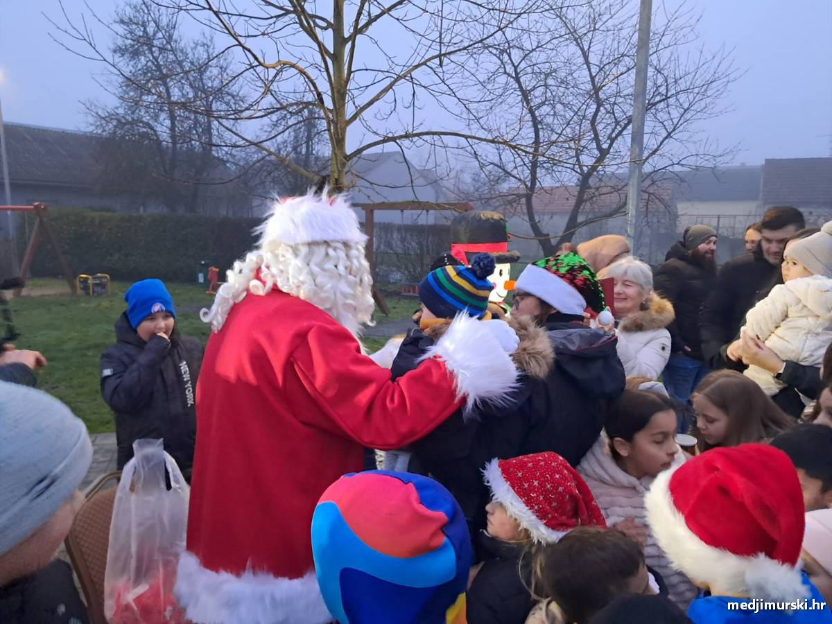 Blagdansko druženje Palovec Djed Mraz (51)