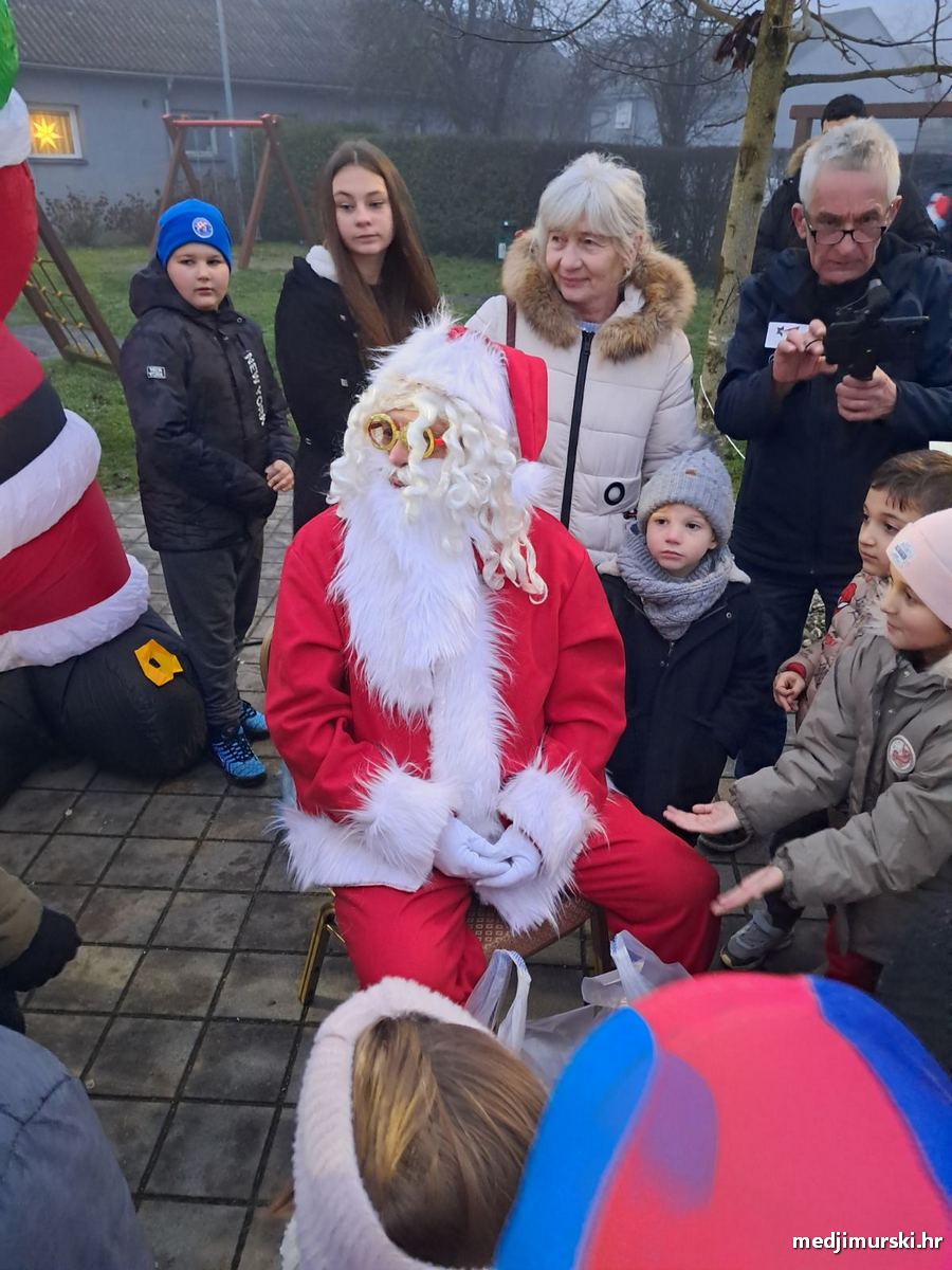 Blagdansko druženje Palovec Djed Mraz (57)