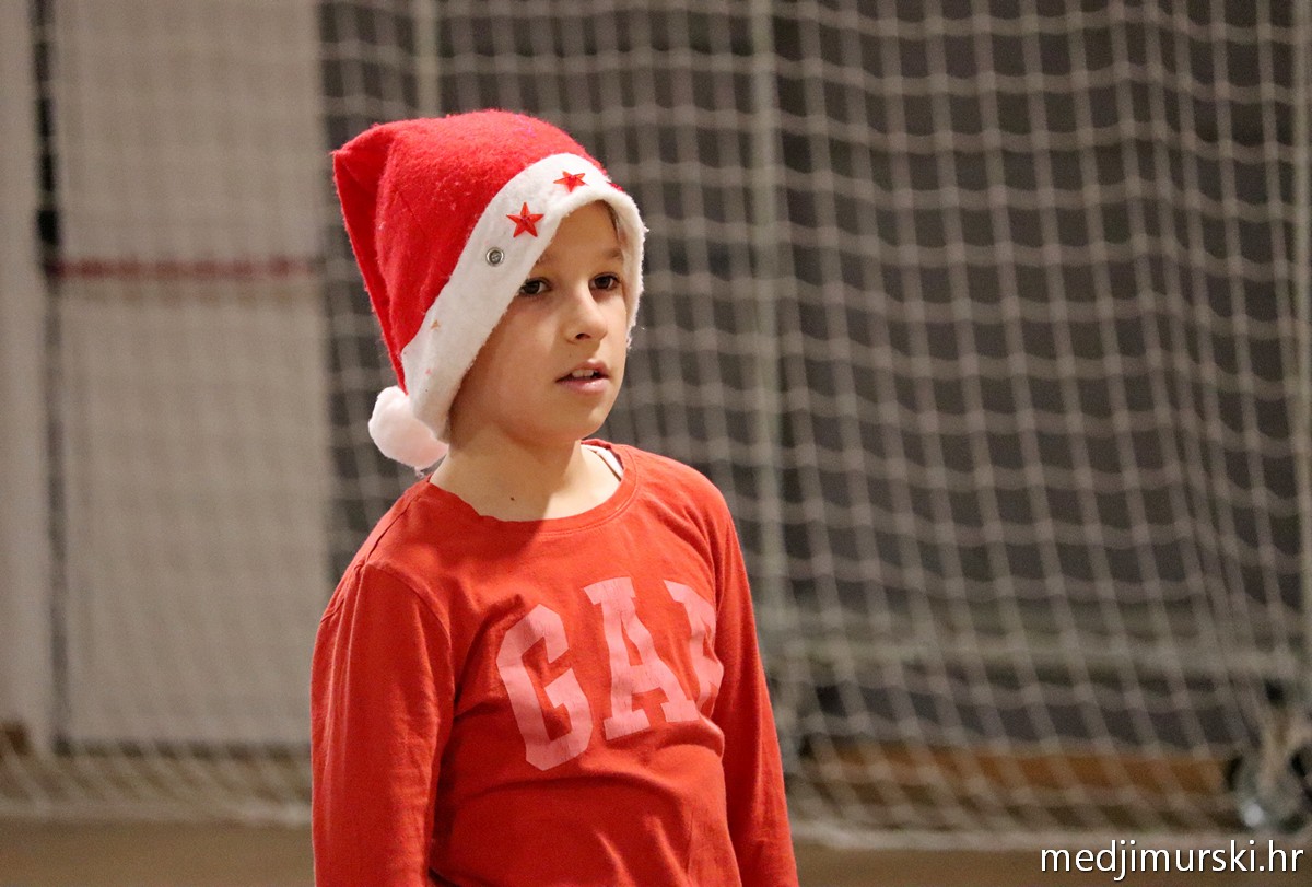 Božićna priredba OŠ Sveta Marija 2025 (18)