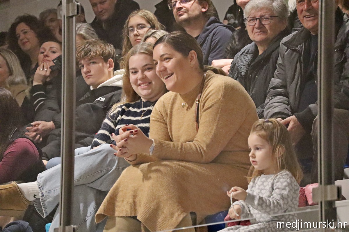 Božićna priredba OŠ Sveta Marija 2025 (32)