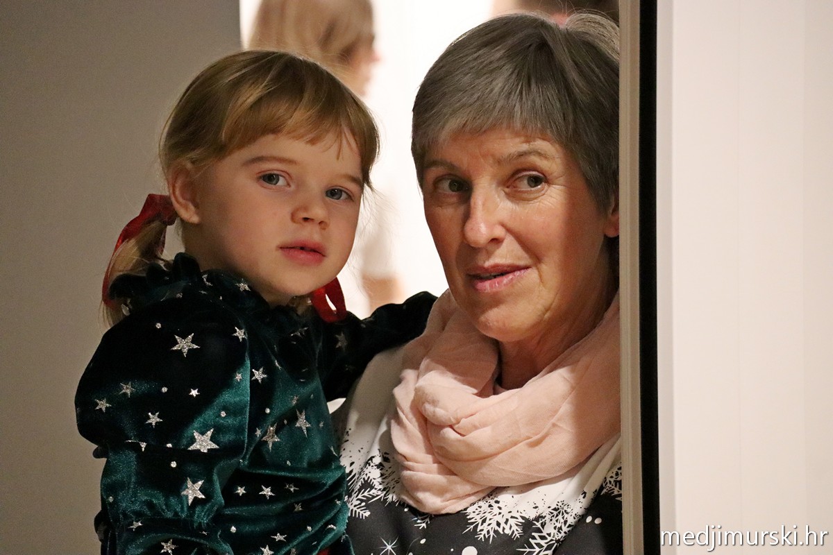 Božićna priredba OŠ Sveta Marija 2025 (74)