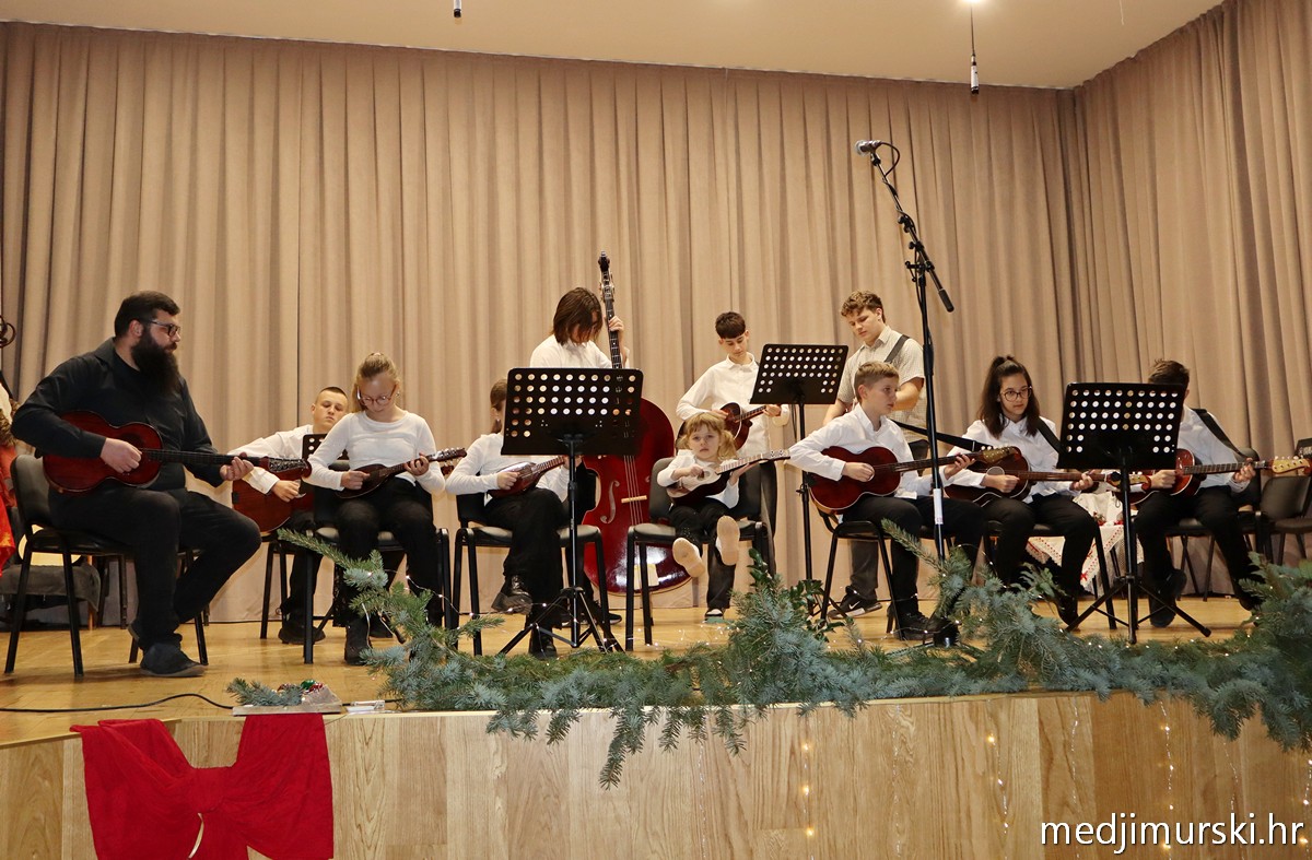 Božićni koncert Sveta Marija 2025 (3)