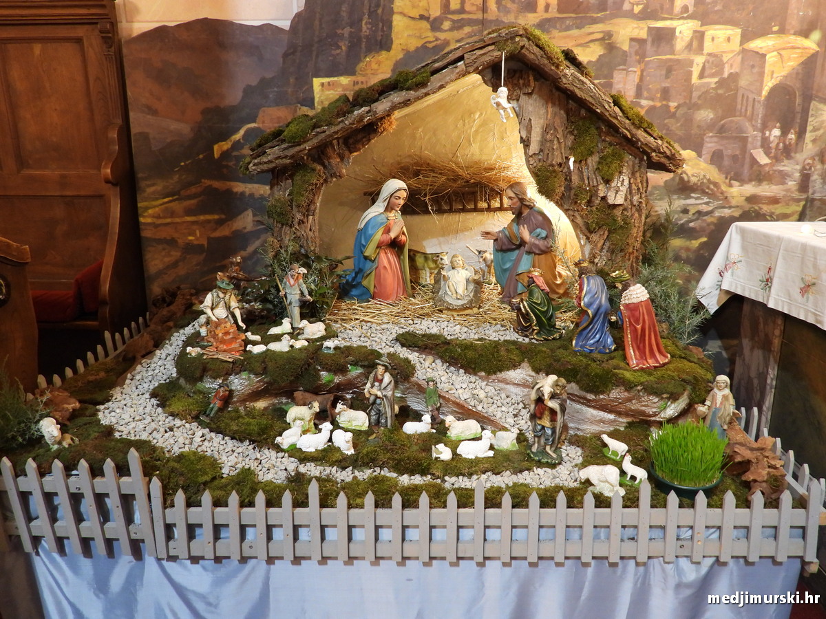 Božićni koncert pjevački zbor Dr. Vinko Žganec (2)