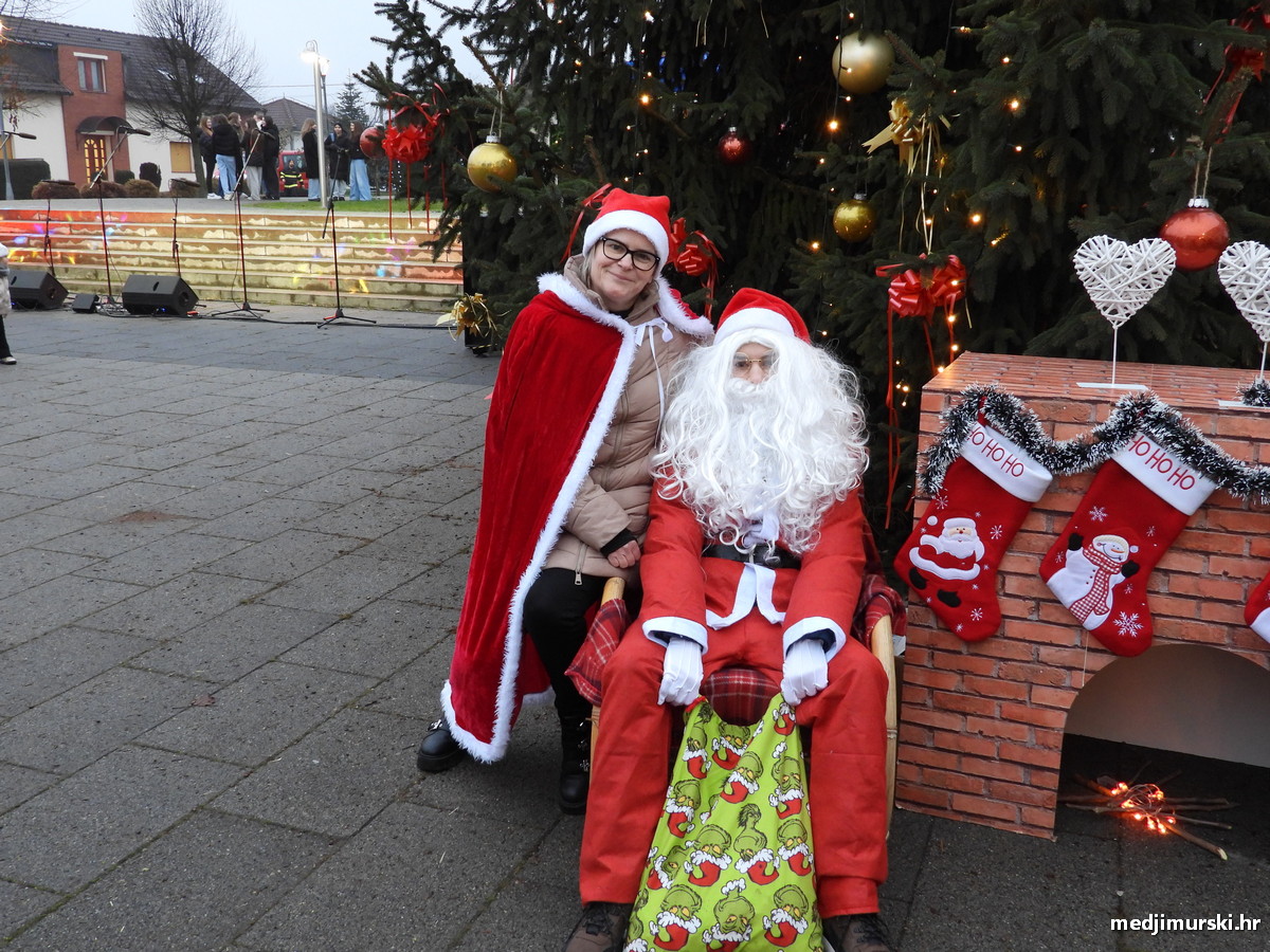 Božićni sajam Šenkovec (42)