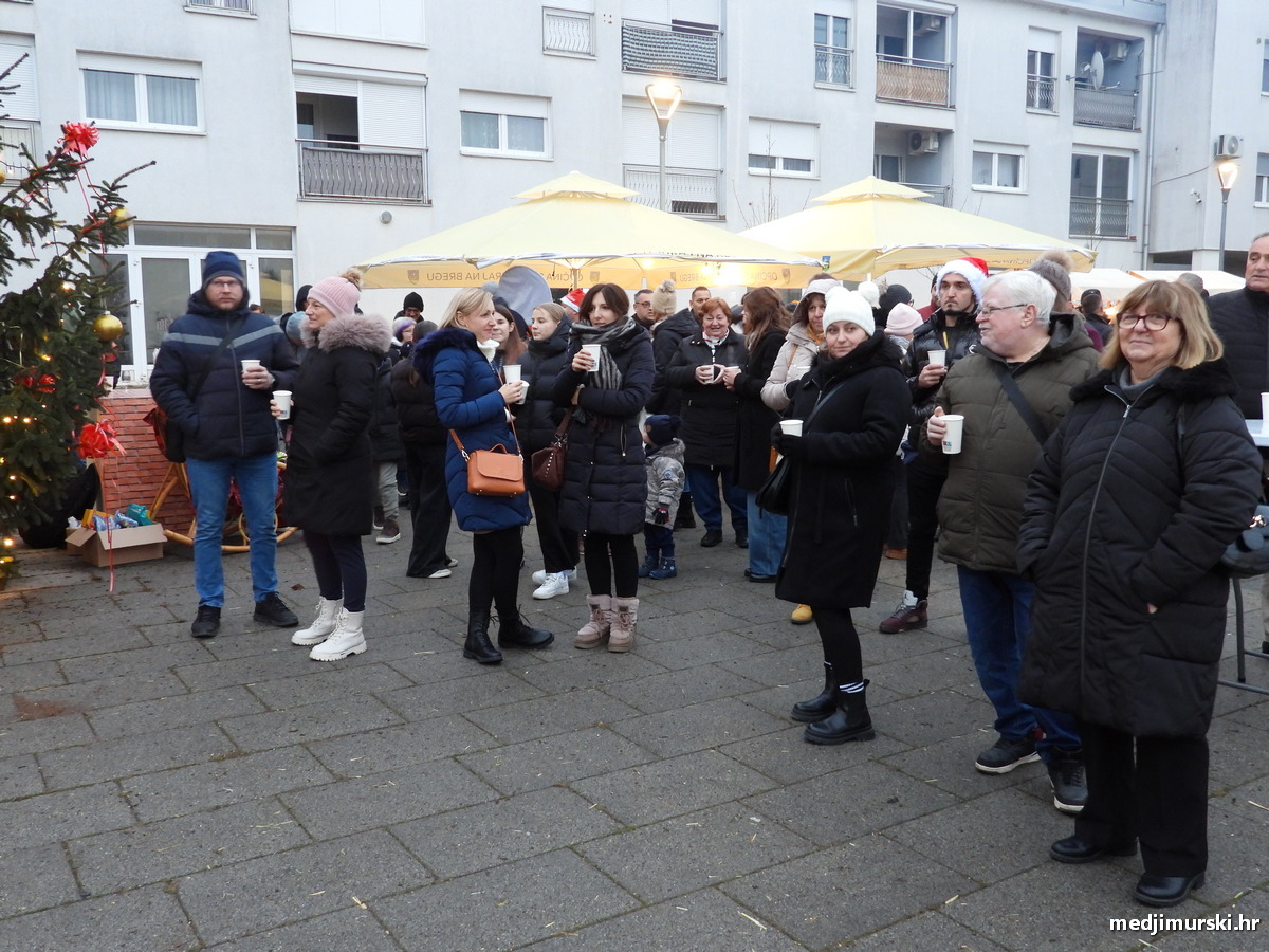 Božićni sajam Šenkovec (54)