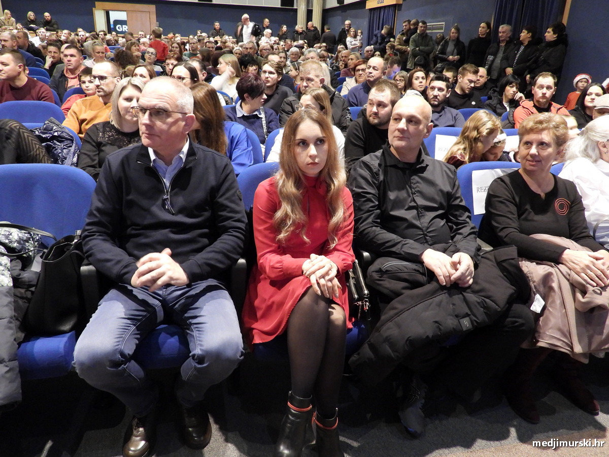 DV Fijolica Božićna priredba (10)