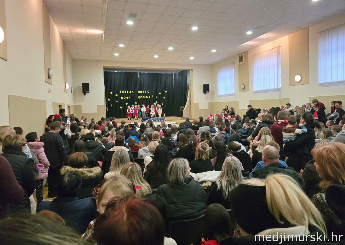 Domašinec Božićni sajam 2025 (9b)