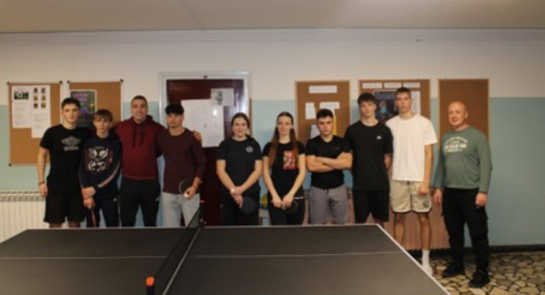 Prijateljski susret u stolnom tenisu u Učeničkom domu Varaždin GLAVNA