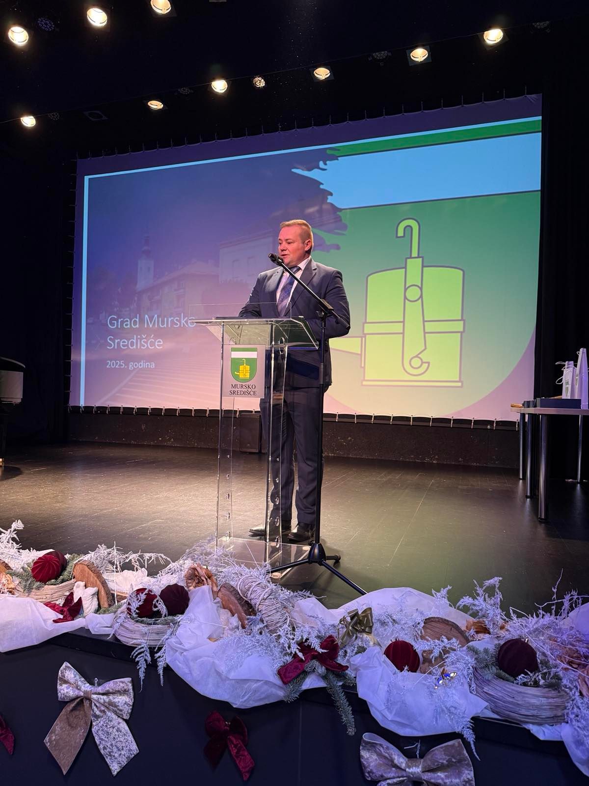 IMG 276c44fa15391943cb2ff1c9304756ec V