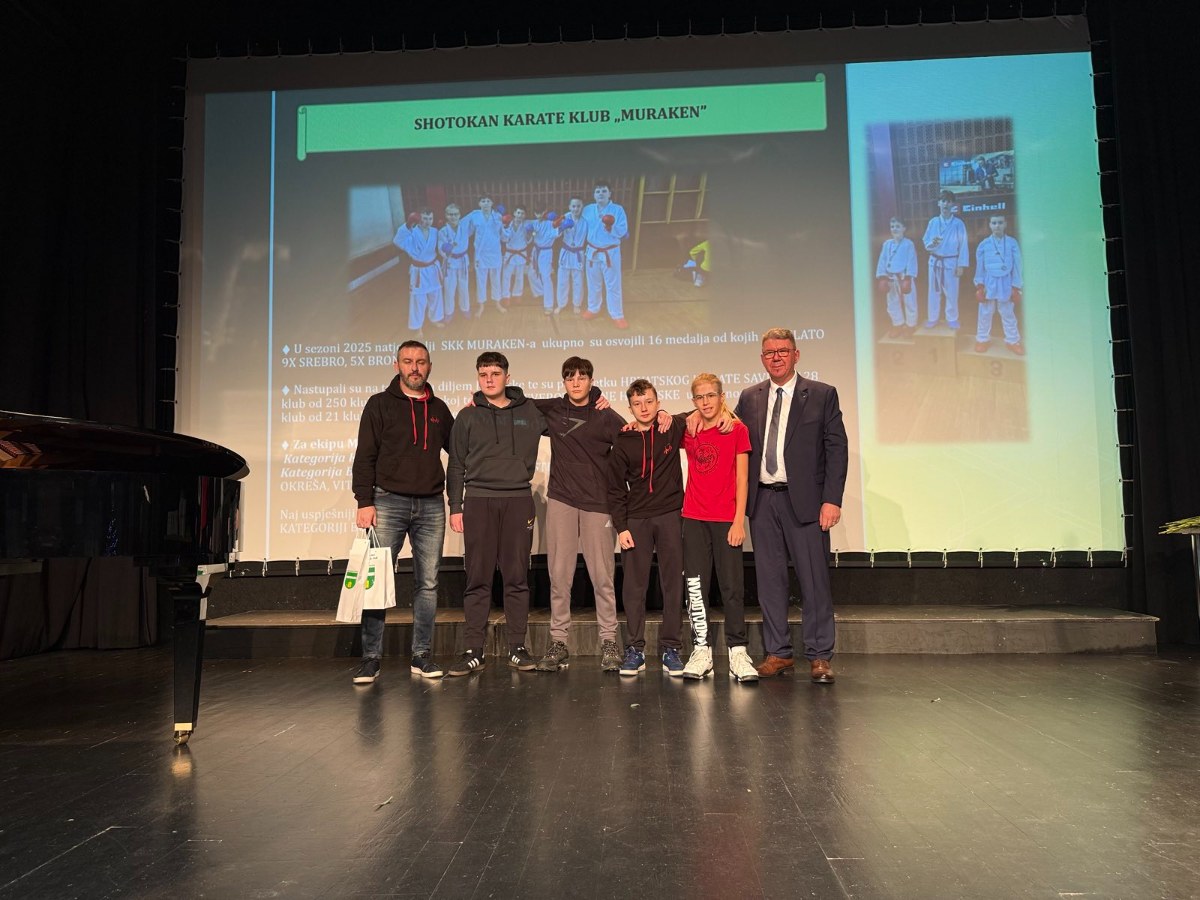 IMG 3187de74e7eae678e99036c6711d3ac7 V