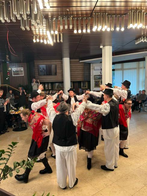 IMG 8d162736e42f7cb7b96f1d8c67d7d6b3 V