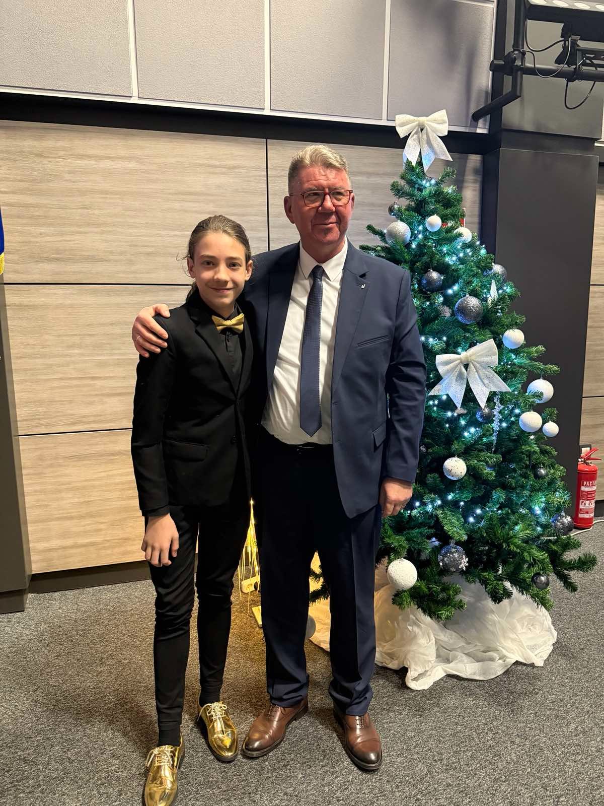 IMG b430f53d8151b7f95f5c7caa40e82dec V