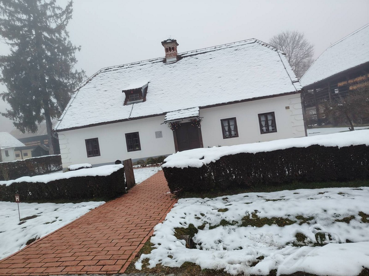 Izlet USR sport za sve Goričan Trakošćan Krapina Kumrovec (1)