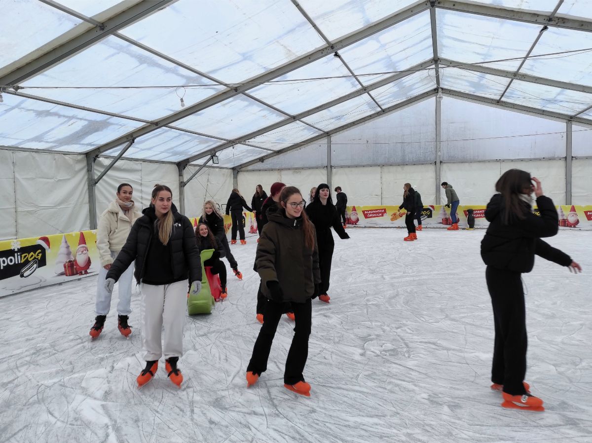 Klizanje školarci (7)