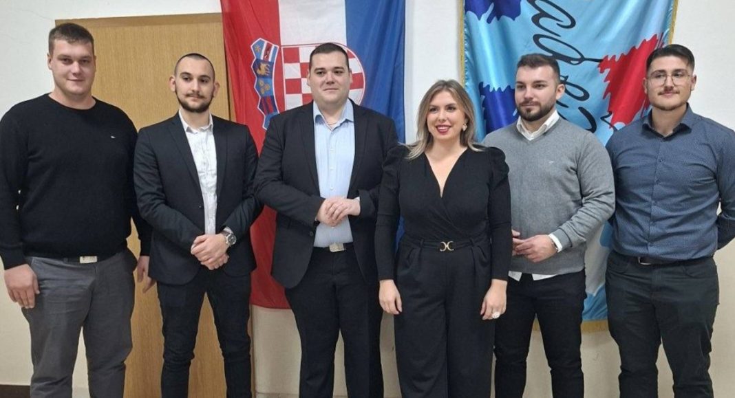 FOTO Mi smo ozbiljan politički faktor koji preuzima odgovornost za budućnost Međimurja! MLADEZ HDZ NASLOVNA REZANO