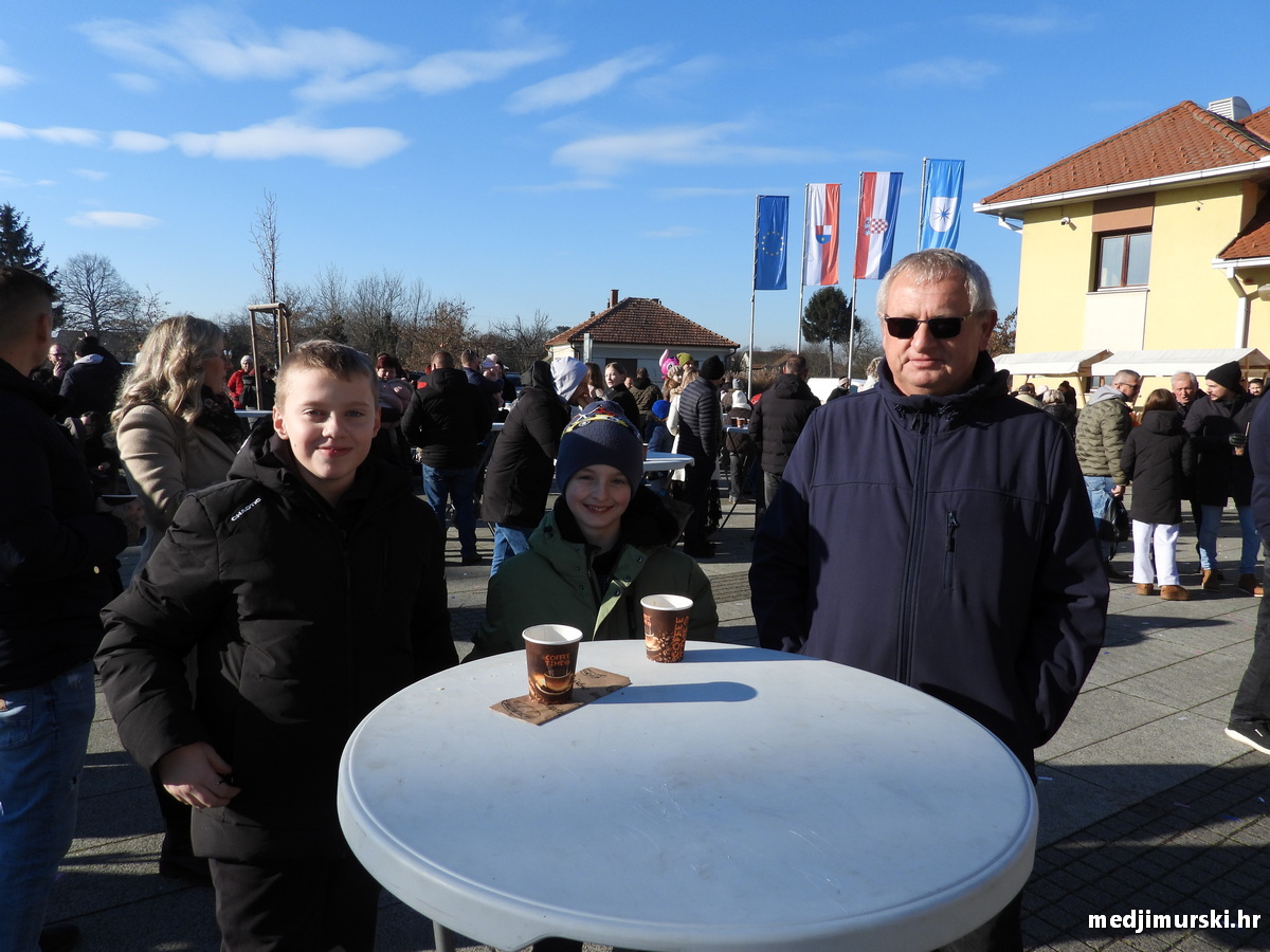 Mala Subotica podnevni doček 2026 (30)