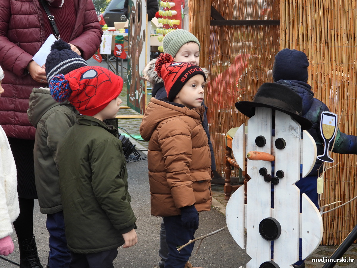 Mravići DV Fijolica (2)