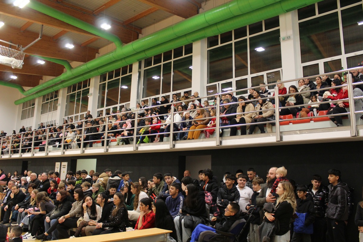 OŠ Orehovica Božićna priredba (21)