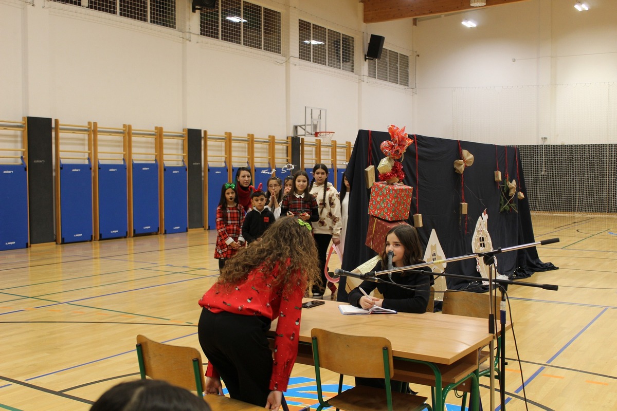 OŠ Orehovica Božićna priredba (7)